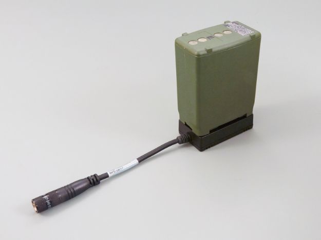 Picture of  Batt Adapter for  AN/PRC-165 & Nett Warrior Cables 12"